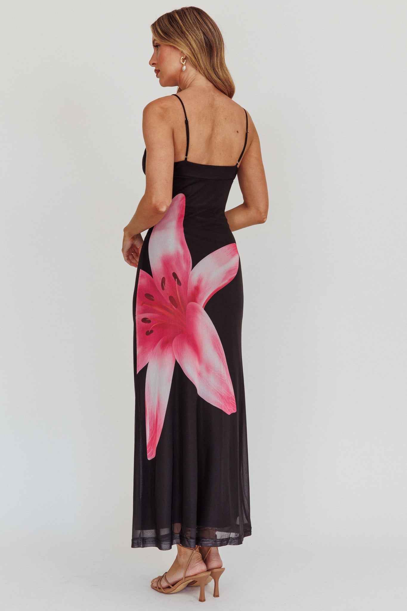 Kailua Floral Print Maxi Dress Black